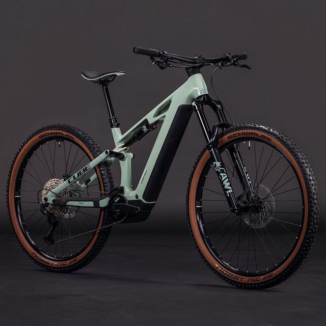CUBE Stereo Hybrid ONE44 HPC Race 800 sähköpyörä